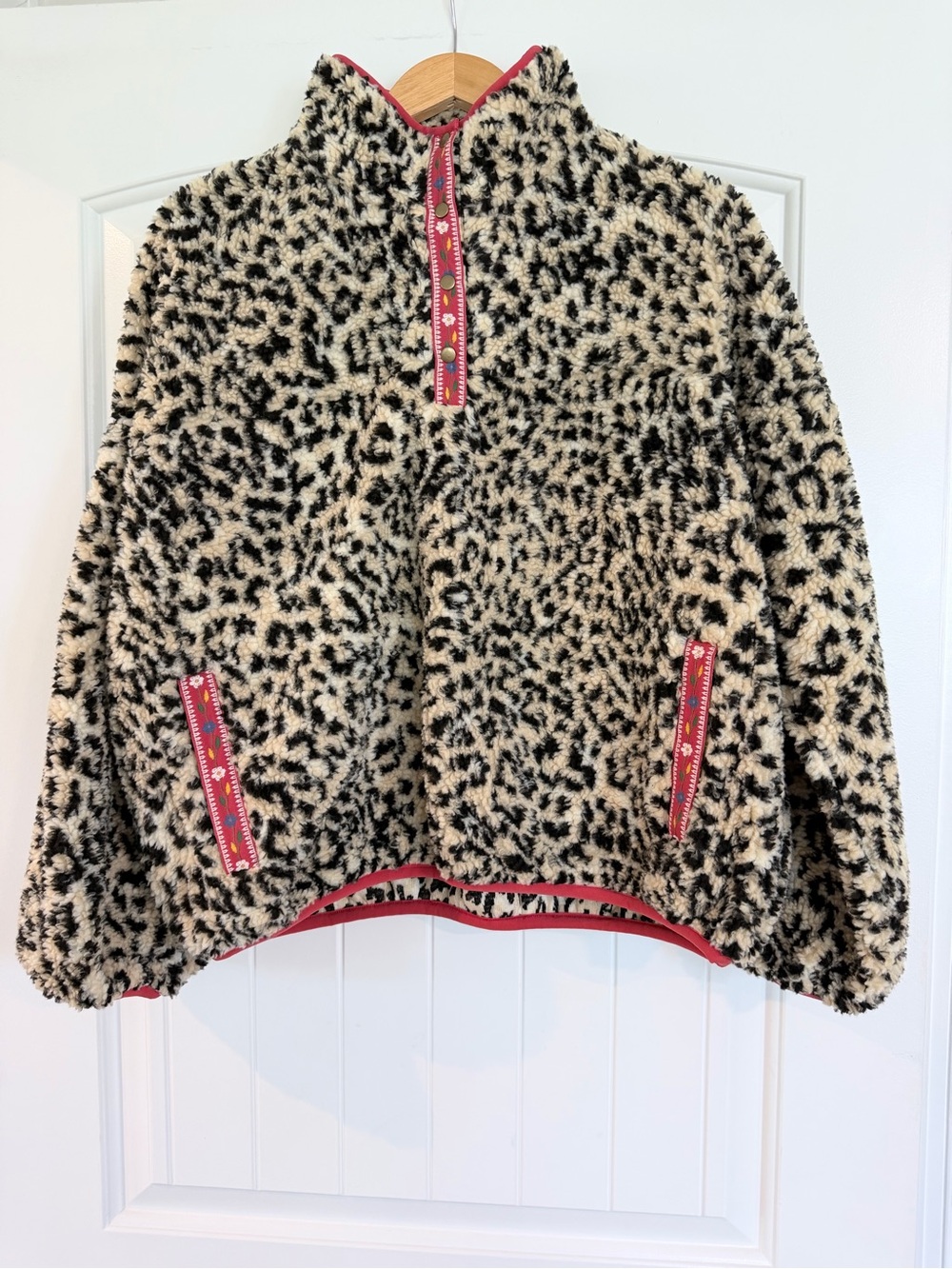 The Great Leopard Sherpa Fleece Pullover Jacket Size 2 Floral Trim/ MD Women’s